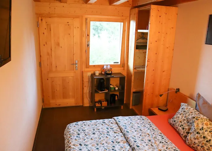 بيت ضيافة Tzarbonire Chalais